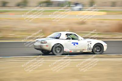 media/Jan-26-2025-CalClub SCCA (Sun) [[cfcea7df88]]/Group 4/Race/